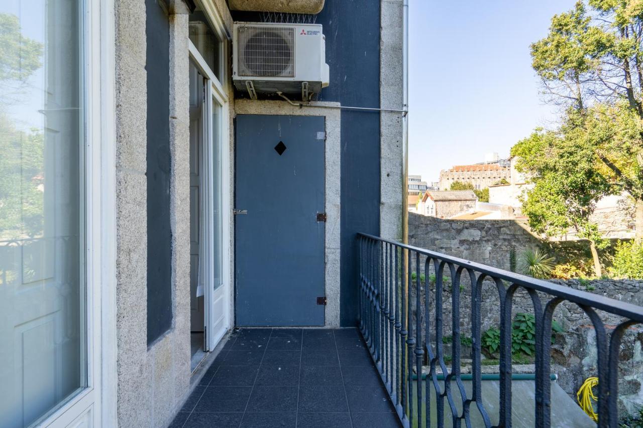 Host Wise - Homely Noble Flats - Garden & Jacuzzi OOporto Exterior foto