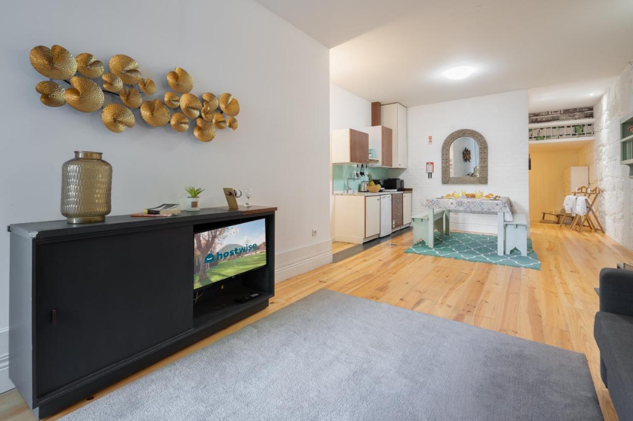 Host Wise - Homely Noble Flats - Garden & Jacuzzi OOporto Exterior foto