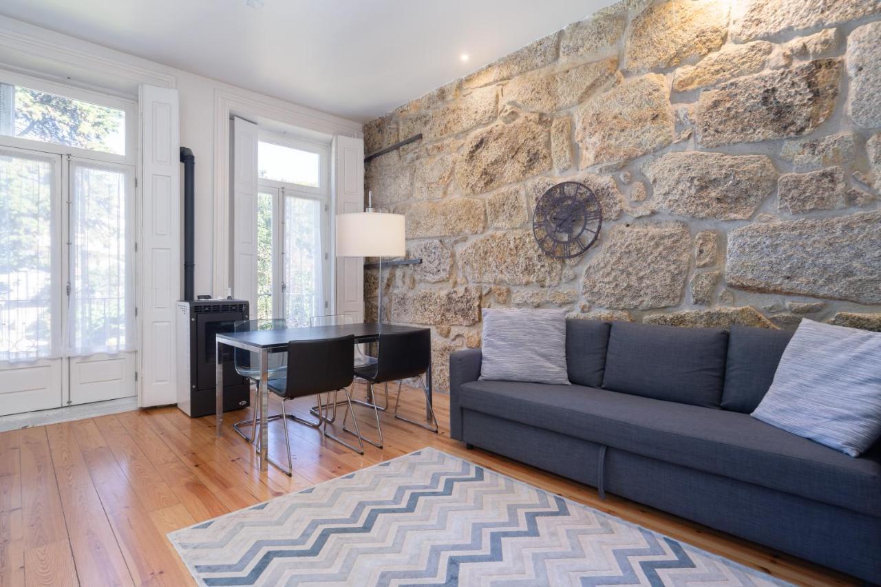 Host Wise - Homely Noble Flats - Garden & Jacuzzi OOporto Exterior foto